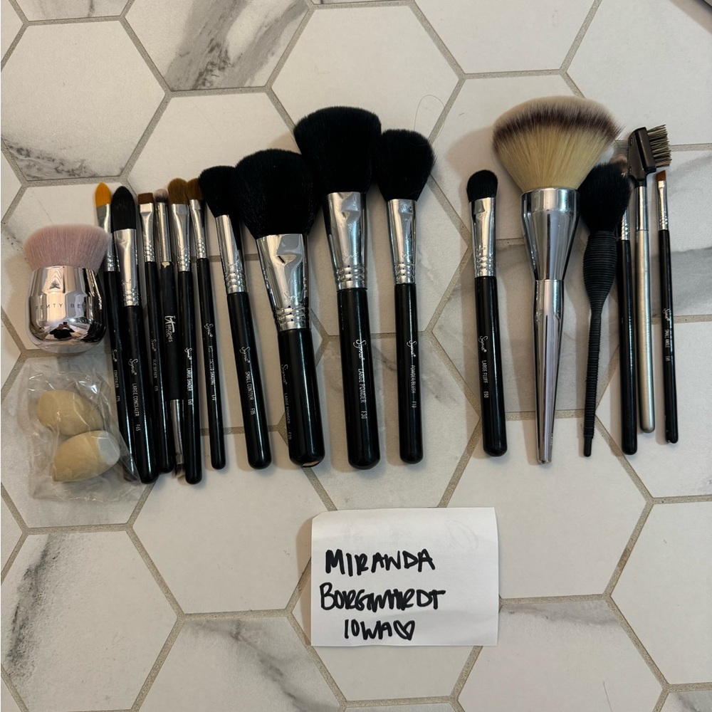 Sigma makeup brushes